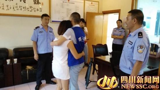 ����������