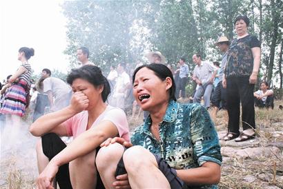 湖北荆州再次发生为抢救落水儿童牺牲事件(图)