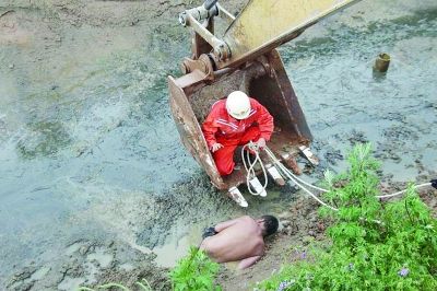 3 ����Ա�����ڶ�������������ϵ�����ӡ�