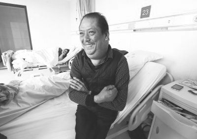 子33年每天两斤酒长出河马颈(图)|白酒|脖子|