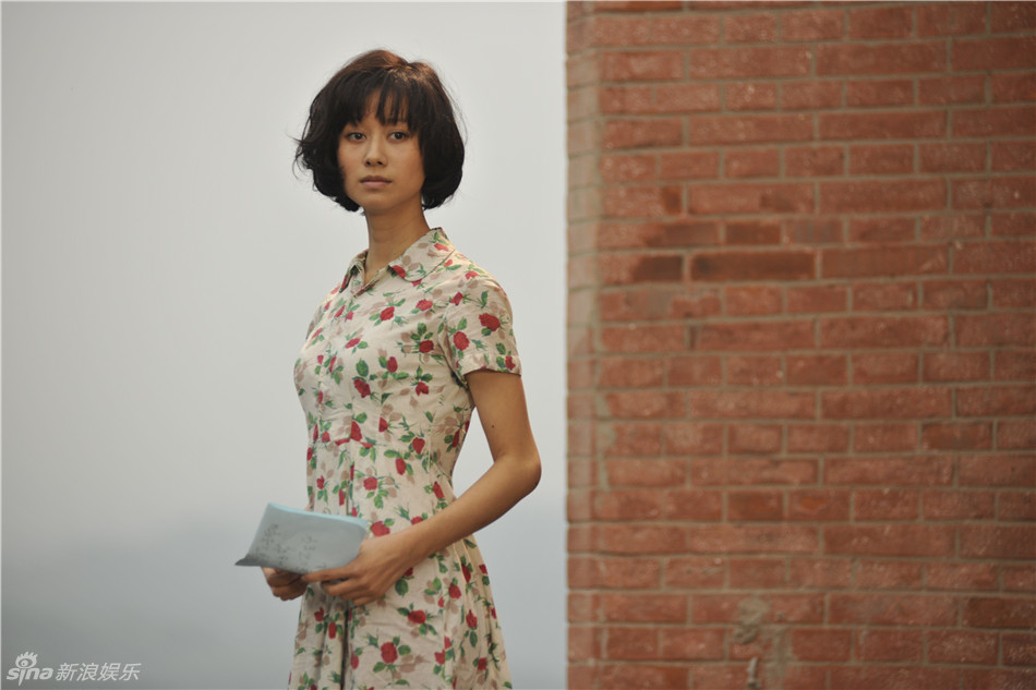 组图：倪虹洁《蓝色骨头》剧照 文艺女遭毁容