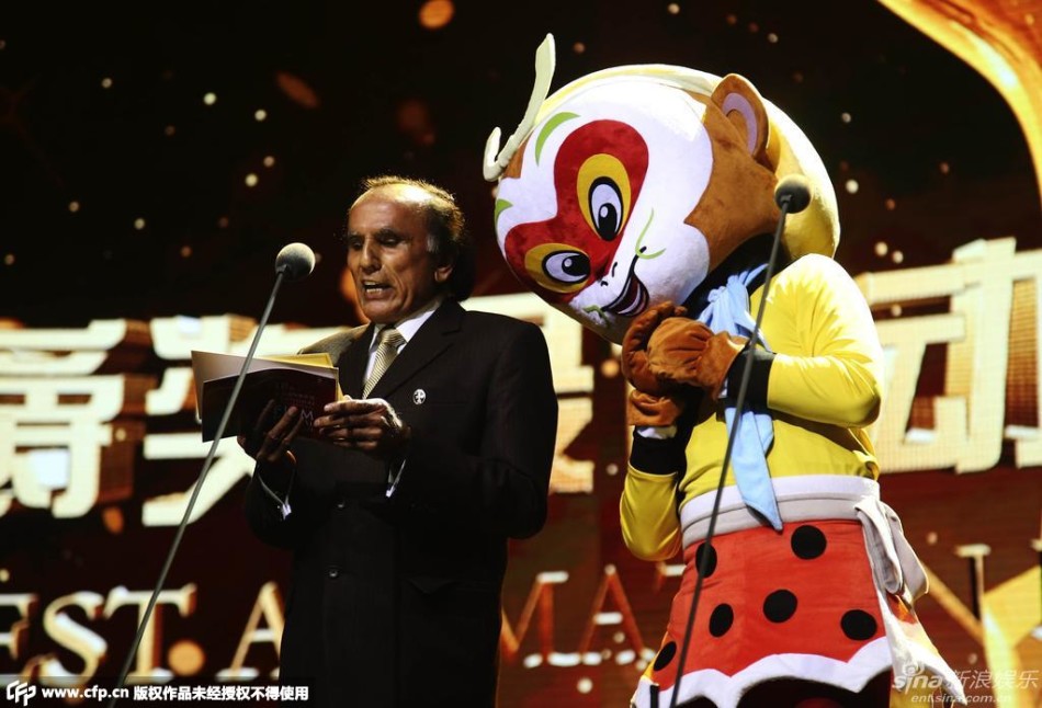 组图：上影节影帝邓超成表情帝 女神玛索热聊