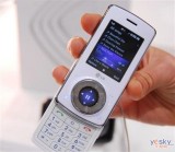 LG KM710
