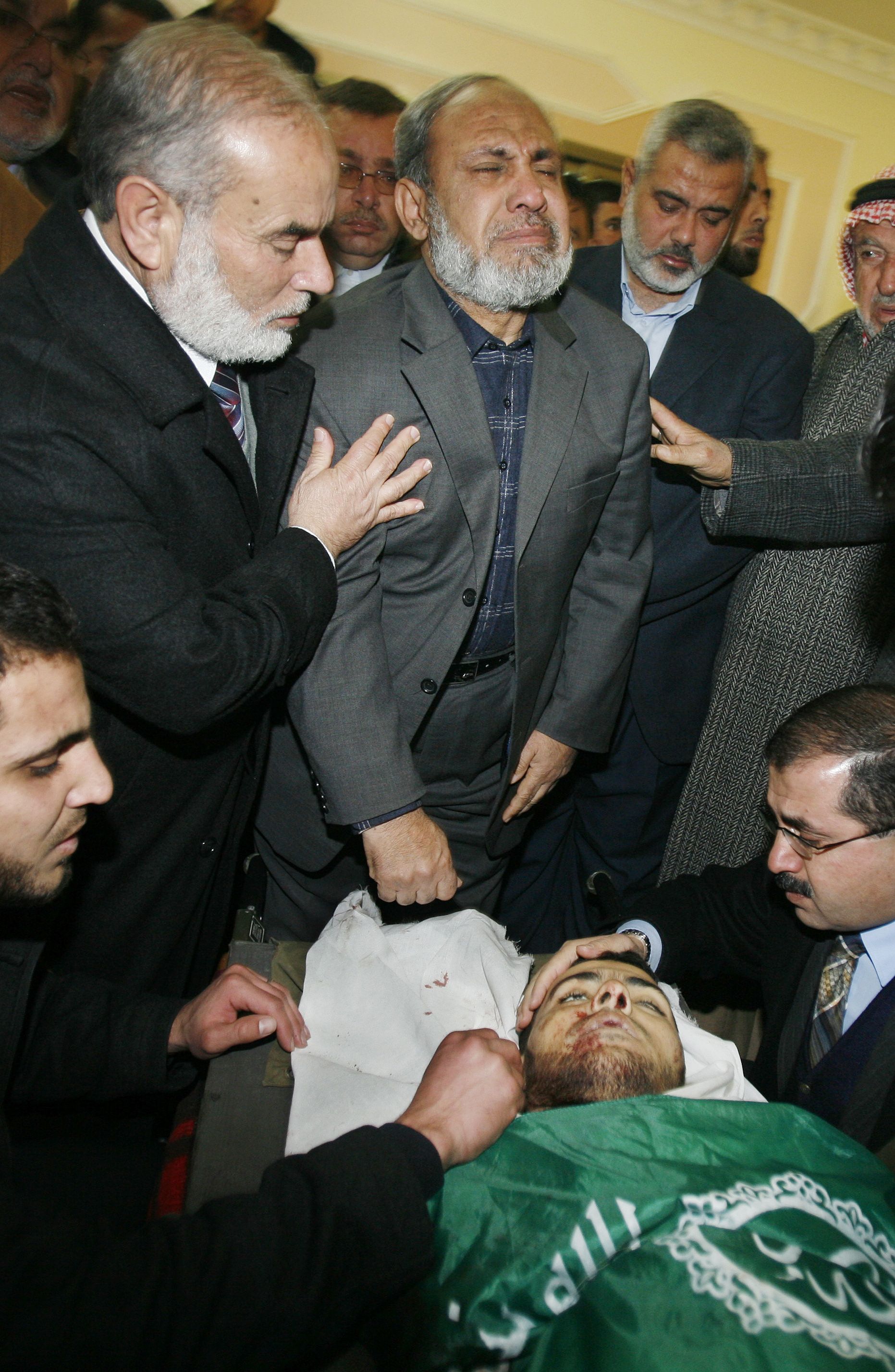 以军打死哈马斯高官之子等19人 阿巴斯怒斥大屠杀_新闻中心_新浪网