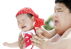 日本举办婴儿啼哭大赛(图)
