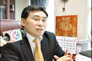 卡弗蒂"道歉信"101个单词是道歉还是让步?