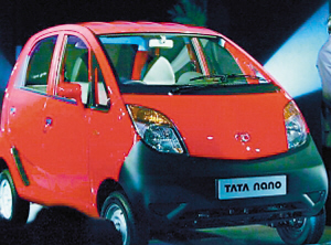 最便宜的小车_印度制 2500美元Tata Nano 限量供应 搞什麽鬼