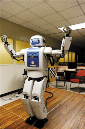 韩国会跳舞机器人问世