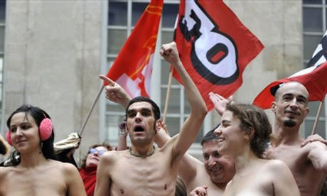 巴黎<em>人体</em>模特裸体抗议_新闻中心_新浪网