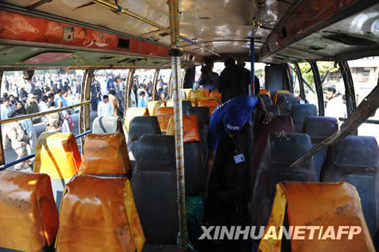巴基斯坦2起爆炸致22人死亡100多人受伤(组图)