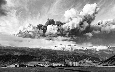 火山灰进入平流层,长时间阻挡光照 冰岛火山喷