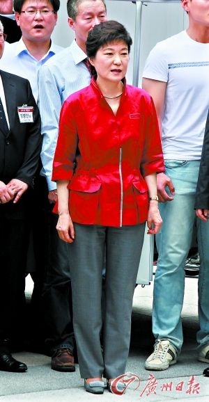“独裁”总统之女欲圆总统梦