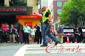 奥巴马求选民“再给四年”