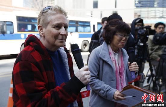 ����ʱ��3��27�գ���ʮλ�������ں�һλ87���ο�����ܺ��߾ۼ���λ���׶����ձ�פ����ʹ����ǰ��Ϊο������ȡ�Ϸ�Ȩ�档