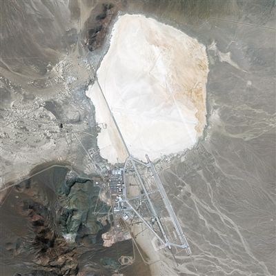 位于美国内华达州南部林肯郡的51区卫星图.