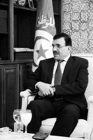 突尼斯总理:突是阿拉伯之春起点但未出口革命