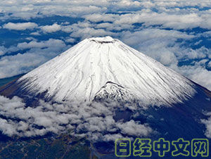 日本各界担忧能否预报富士山喷发 呼吁制定对