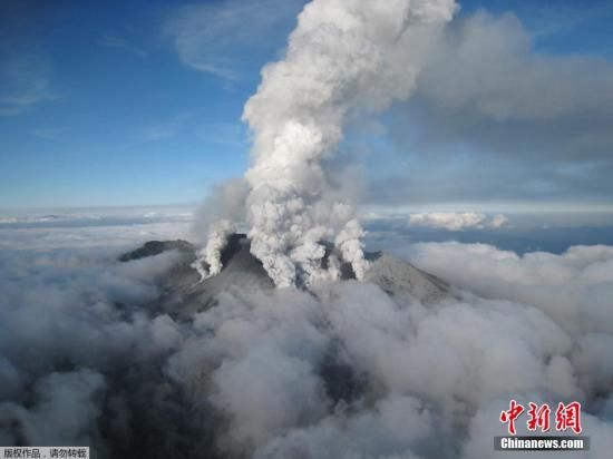 日本搜索队将再入御岳山 寻找火山喷发后失踪
