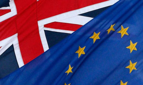 最新一项民调显示过半数 英国 人赞成 脱离欧盟 _