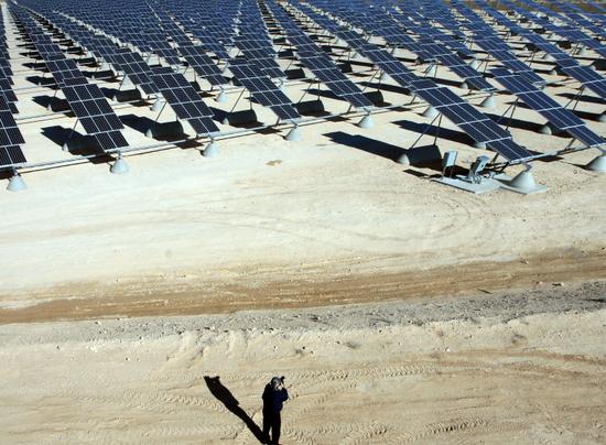 美国最大太阳能发电项目竣工 装机1.5万千瓦