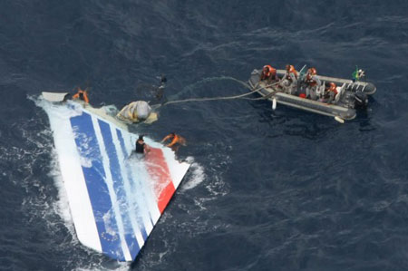 巴西将寻找到的法航遇难者数据修正为16具
