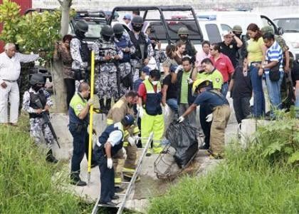墨西哥2名记者疑遭毒贩肢解并弃尸下水道(图)