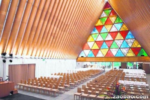 新西兰建设"纸教堂" 容纳700人耐用50年(图)