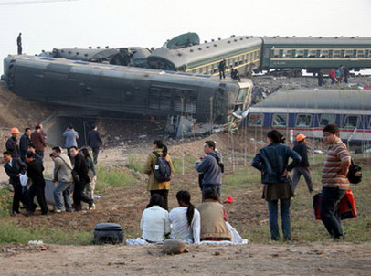 "4.28"胶济铁路重特大安全事故(图片)