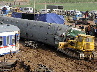 “4。28”胶济铁路重特大安全事故(图片)