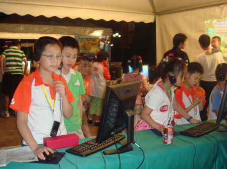 唯智少儿英语为希望之星英语口语大赛提供平台