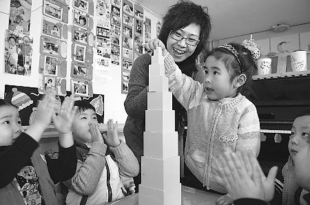 重庆建幼儿教育实训中心解决幼教师资缺口