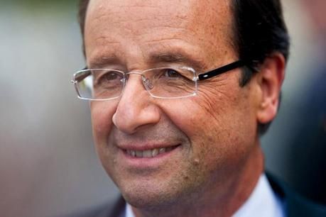 Socialist Hollande worries that privileged children benefit from parental assistance on take-home assignments and that disadvantaged children do not. 