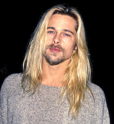 Nov. 30, 1994 At the Legends of the Fall premiere, Pitt's locks were long, blonde and unkempt! He also donned some serious facial scruffle. 19941130 ڡȼ¡ӳϣƤصĽɫͷֳңڳһƦƦı顣