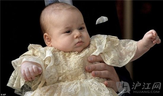 1. The public got the chance to see three-month-old Prince George as he was taken into St James Palace for his christening yesterday. ʥղķʿеϴʽϣڵԼµӡ