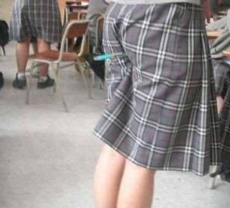 �˲���ĺ���Ůѧ��