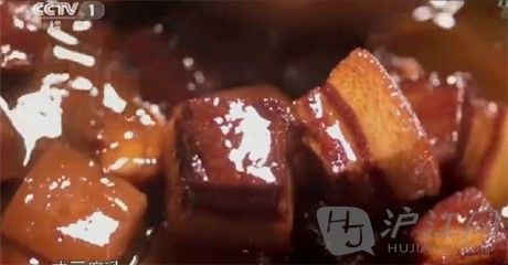 Braised pork in brown sauce