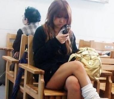 �ձ�Ů��׷�ǣ����������Σ������ر�ϲ��һЩ�곤���ݸ��ֺ�ͨ�׸������֣����Լ�ϲ����ż���������ݳ������ǲ�ϧ����Ǯȥ�����������Լ�һ����ֵ�ÿ�ҫ�Ĵ��¡��ձ�Ů�˵ĸ��������ձ鶼��������ʹ�С�����ʽ����йء�