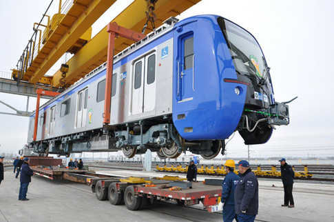 An EMU train set from Changchun, capital of Jilin province, was sent to Rio de Janeiro in late February, and is expected to arrive in early April. [Photo / China Daily]