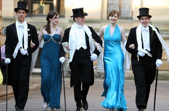 ����ѧ��Ҳ��� ������Ů�ݾƿ�