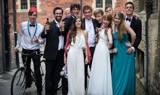 ����ѧ��Ҳ��� ������Ů�ݾƿ�