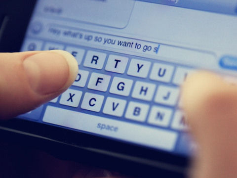 大神教你如何发短信哄女朋友开心(双语)_新浪教育_新浪网