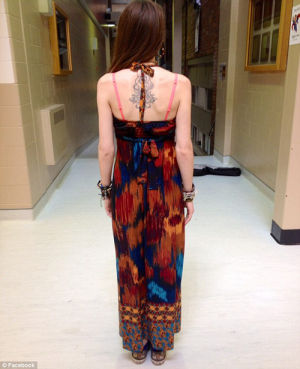 加女高中生抨击校园规范：着吊带裙系性干扰