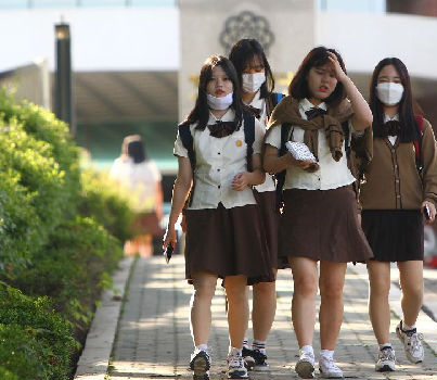 韩国MERS疫情缓和 数千所学校恢复上课