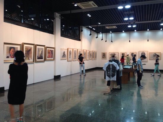美术培训新航标:上海艺术合子教学展开幕