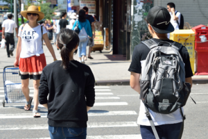 美国新移民华裔高中生听不懂英语主动留级