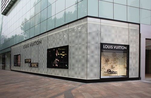 Louis Vuitton ·