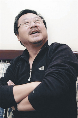 范伟 上海电视节昨天开幕范伟海清夺奖大热