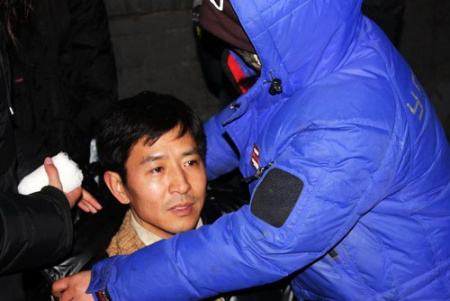 郭晓冬兄弟变脸+在片场明播我是真的