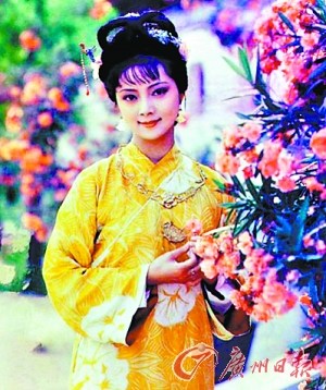 张莉在87版《红楼梦》中扮演薛宝钗。