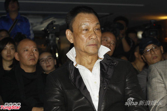 王学圻助阵杨丽萍收官表演